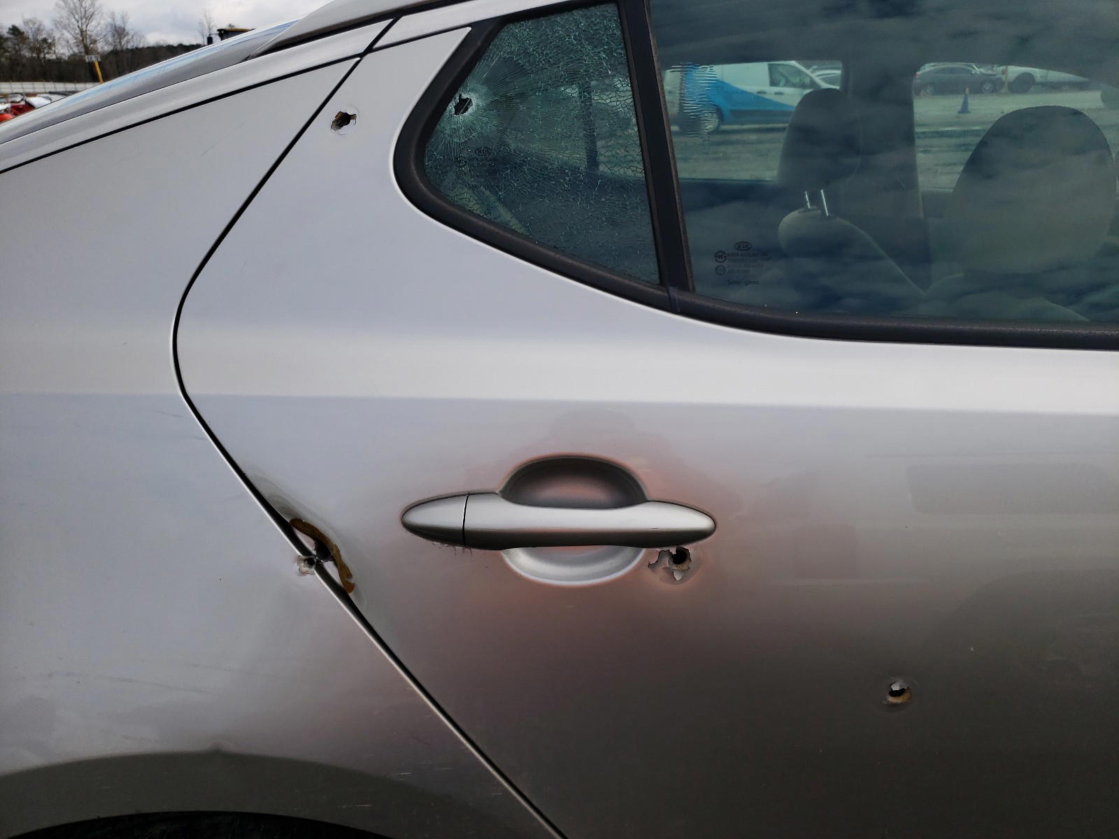 Photo 9 from auction – 2011 KIA OPTIMA LX with VIN KNAGM4A70B5188107