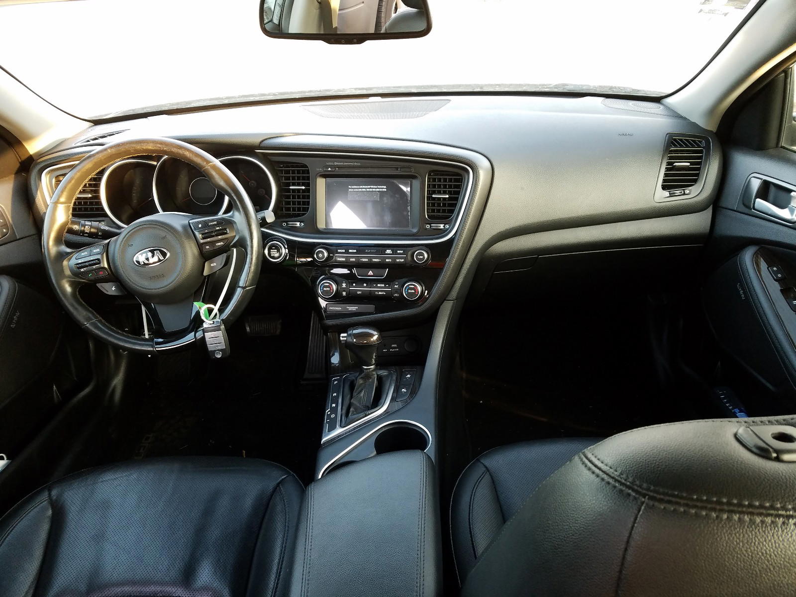 Photo 9 from auction – 2015 KIA OPTIMA EX with VIN 5XXGN4A72FG508447