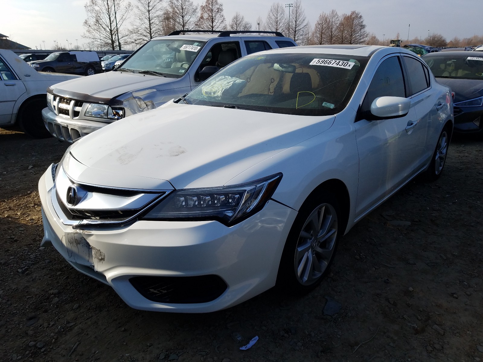 Photo 2 from auction – 2017 ACURA ILX BASE W with VIN 19UDE2F30HA014584