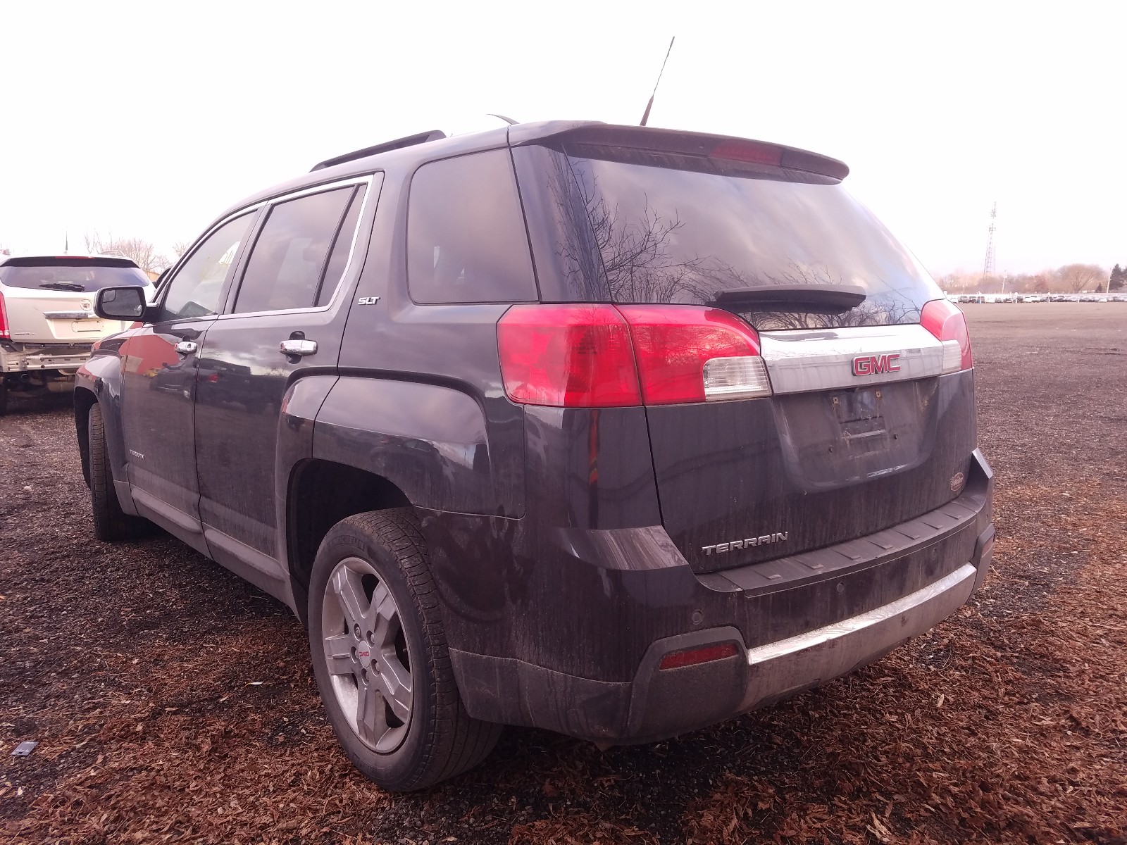 Photo 3 from auction – 2013 GMC TERRAIN SL with VIN 2GKALWEK1D6125325