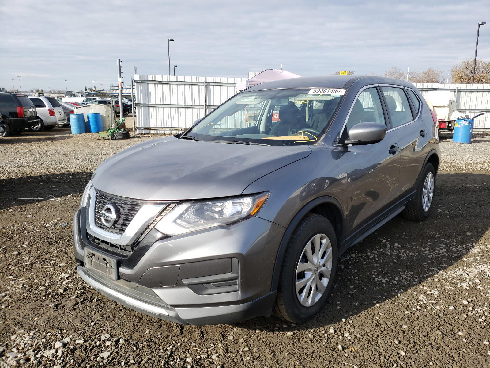 Photo 2 from auction – 2017 NISSAN ROGUE S with VIN KNMAT2MTXHP530040