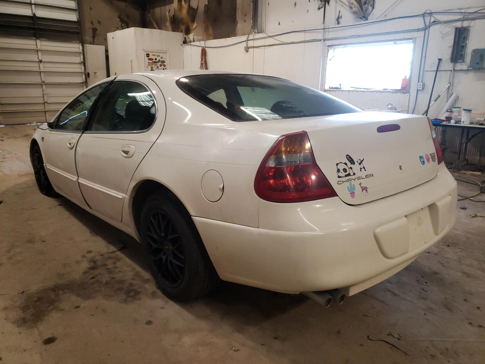 Photo 3 from auction – 2002 CHRYSLER 300M with VIN 2C3HE66G22H298470