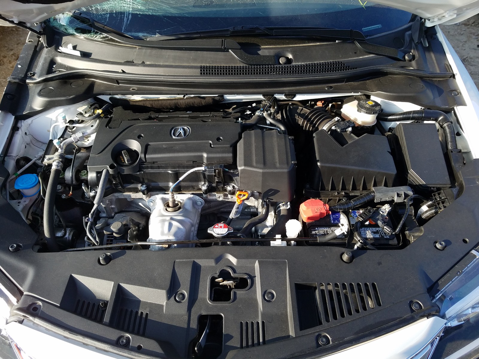 Photo 7 from auction – 2017 ACURA ILX BASE W with VIN 19UDE2F30HA014584