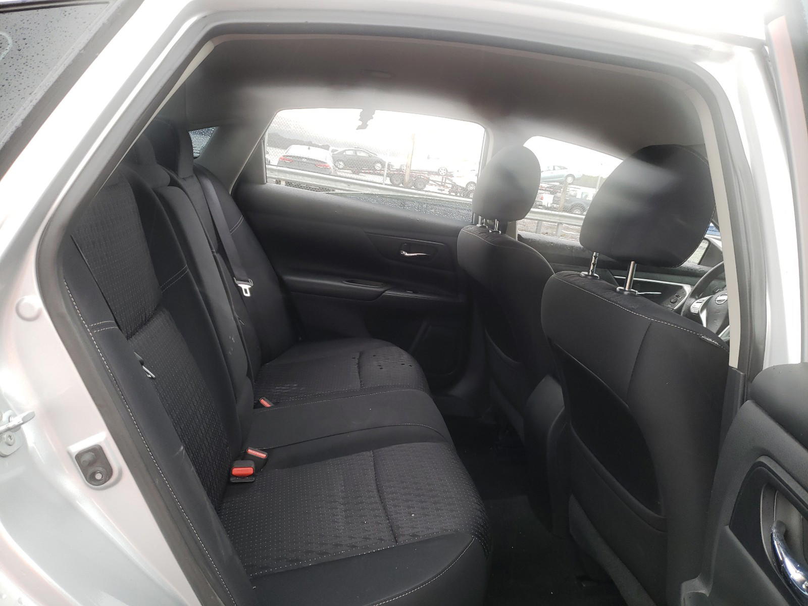 Photo 6 from auction – 2016 NISSAN ALTIMA 2.5 with VIN 1N4AL3AP1GN392143