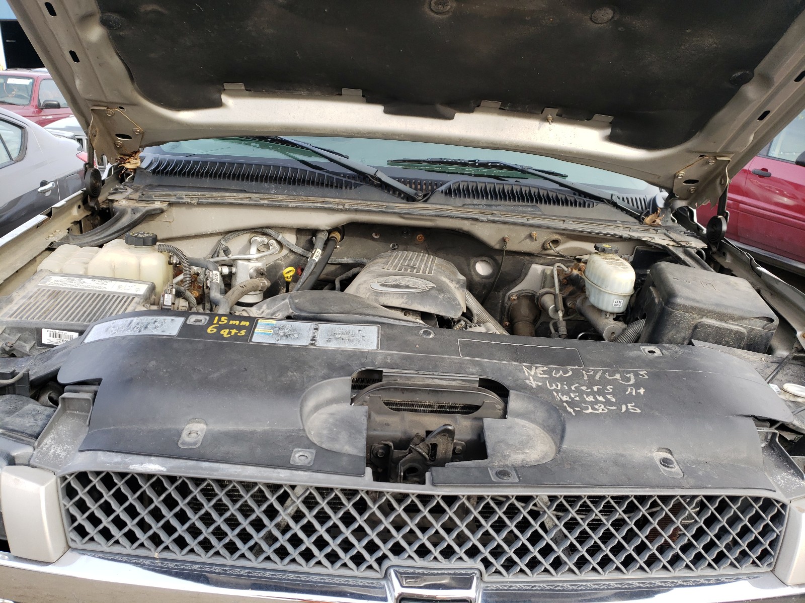 Photo 7 from auction – 2004 CHEVROLET SILVERADO with VIN 1GCHK29UX4E350629