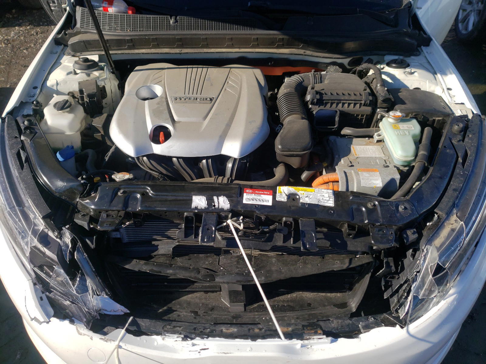 Photo 7 from auction – 2015 KIA OPTIMA HYB with VIN KNAGM4AD0F5085295