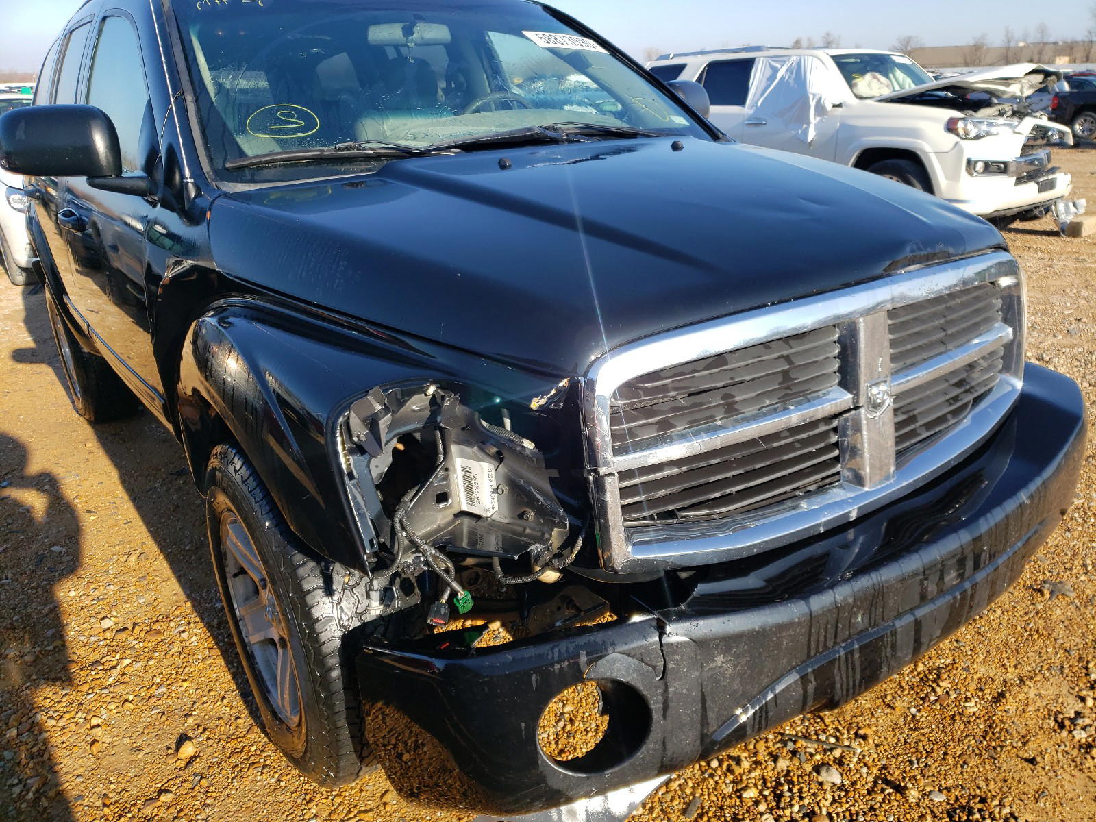 Photo 9 from auction – 2005 DODGE DURANGO SL with VIN 1D4HB48D45F546089