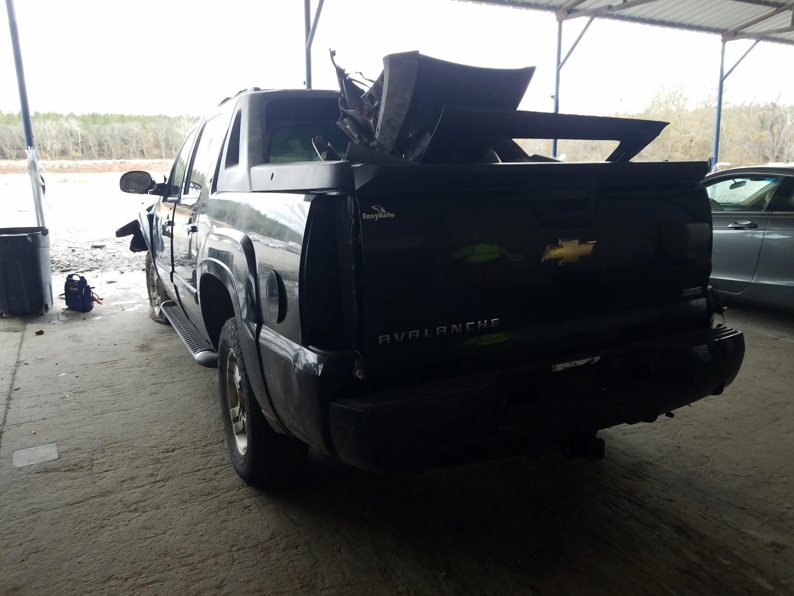 Photo 3 from auction – 2007 CHEVROLET AVALANCHE with VIN 3GNFK12397G303230