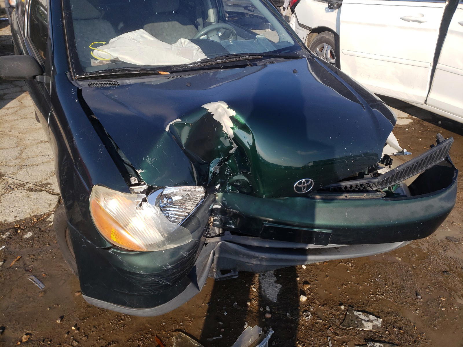 Photo 9 from auction – 2002 TOYOTA ECHO with VIN JTDBT123720236824