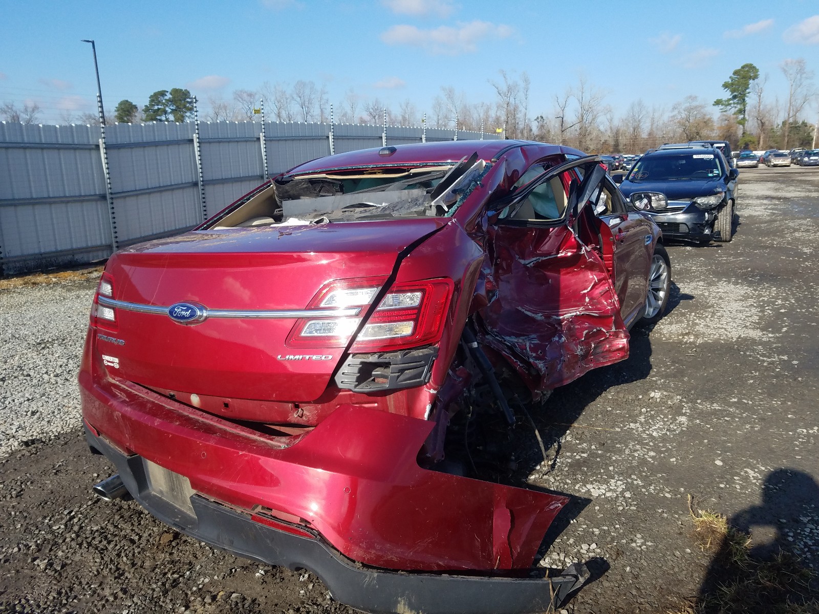Zdjęcie 4 z aukcji – 2016 FORD TAURUS LIM z VIN 1FAHP2F87GG114365