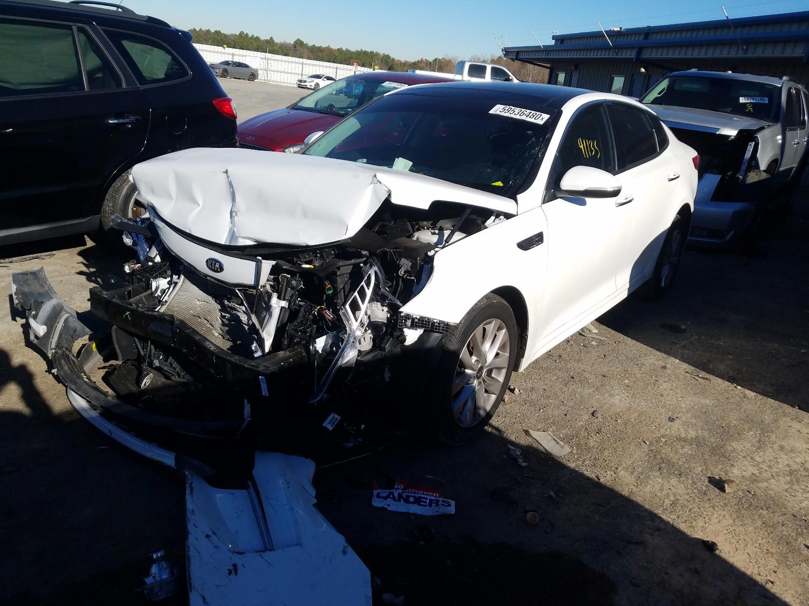 Photo 2 from auction – 2017 KIA OPTIMA EX with VIN 5XXGU4L32HG167213