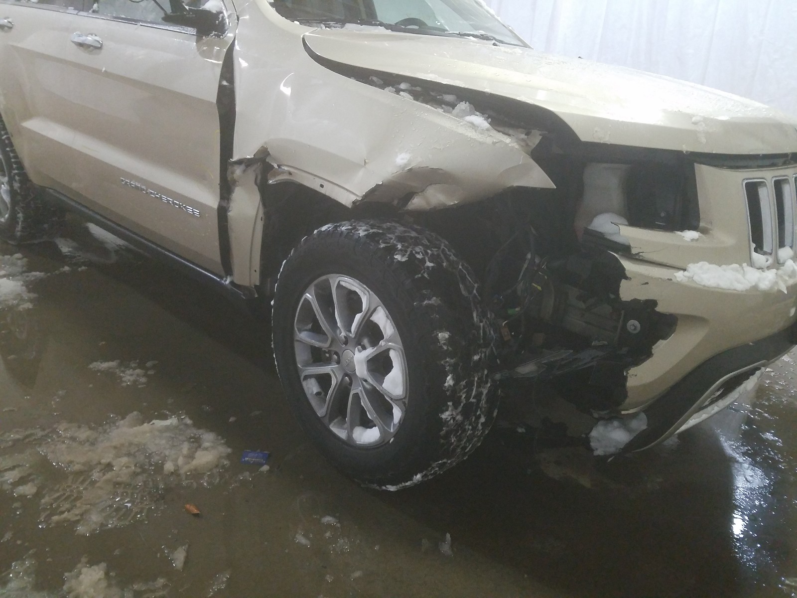 Photo 9 from auction – 2014 JEEP GRAND CHER with VIN 1C4RJFBG2EC297926