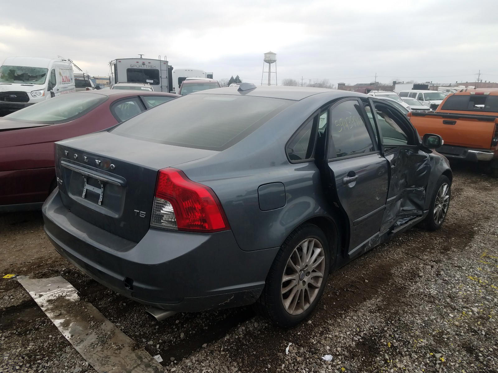 Photo 4 from auction – 2011 VOLVO S40 T5 with VIN YV1672MS2B2540898