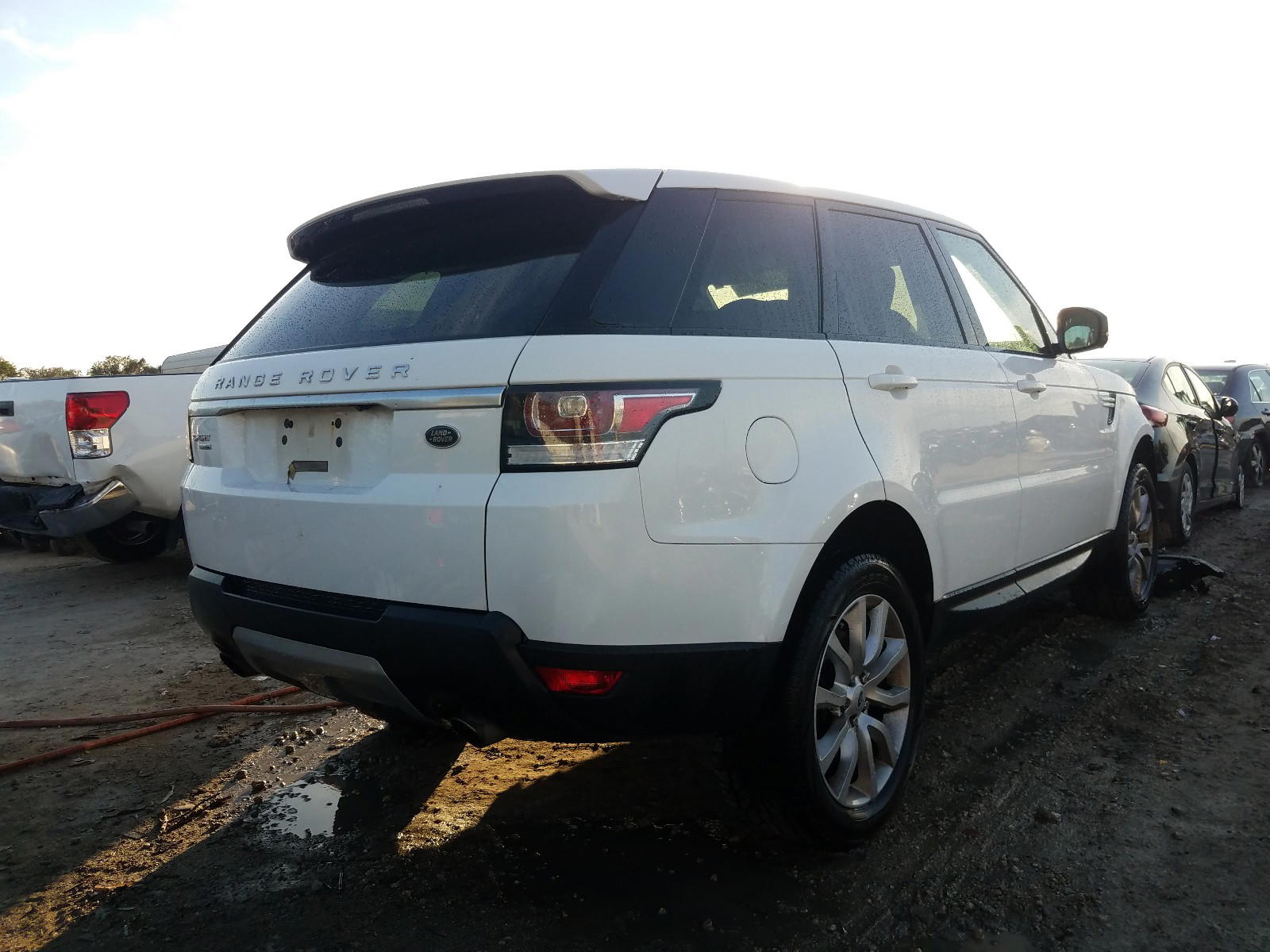 Photo 4 from auction – 2014 LAND ROVER RANGE ROVE with VIN SALWR2WF4EA394216