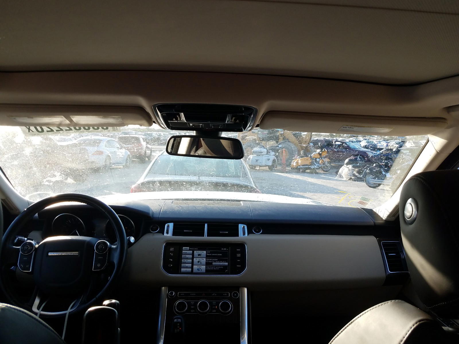 Photo 9 from auction – 2014 LAND ROVER RANGE ROVE with VIN SALWR2WF4EA394216