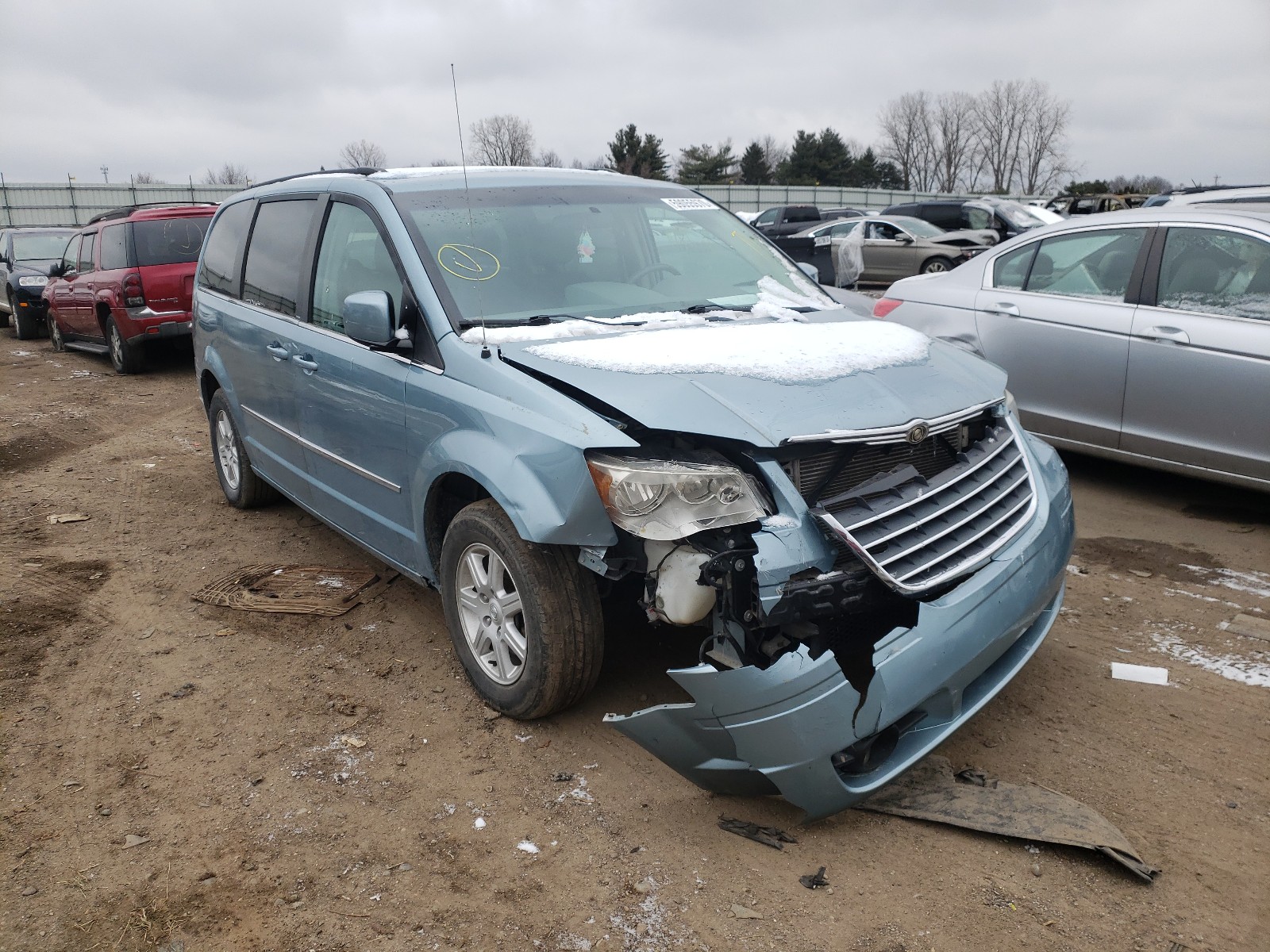 Photo 1 from auction – 2010 CHRYSLER TOWN & COU with VIN 2A4RR5D11AR266044