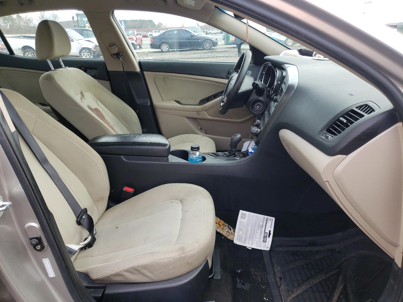 Photo 5 from auction – 2011 KIA OPTIMA LX with VIN KNAGM4A70B5188107