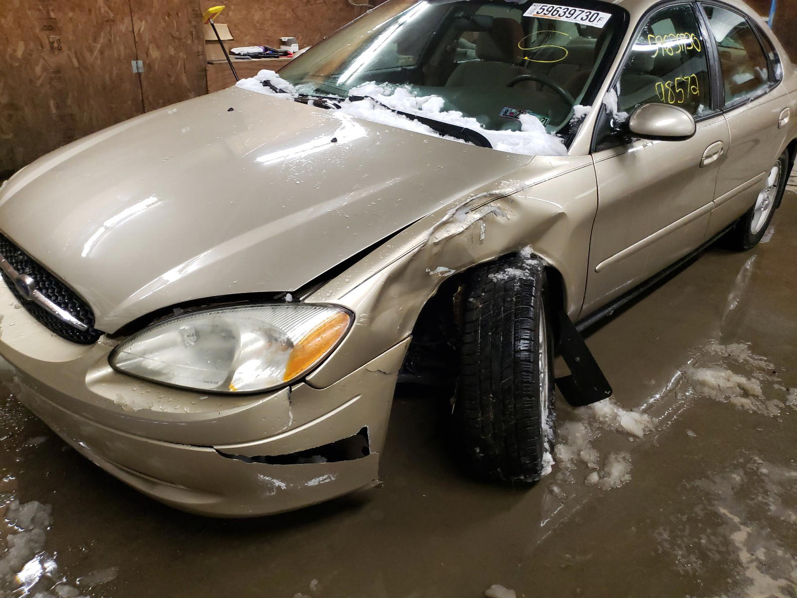 Photo 9 from auction – 2001 FORD TAURUS SES with VIN 1FAFP55U81G180616