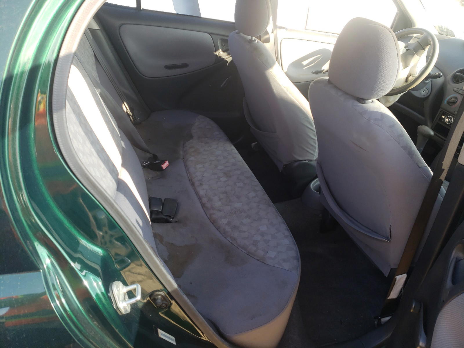 Photo 6 from auction – 2002 TOYOTA ECHO with VIN JTDBT123720236824