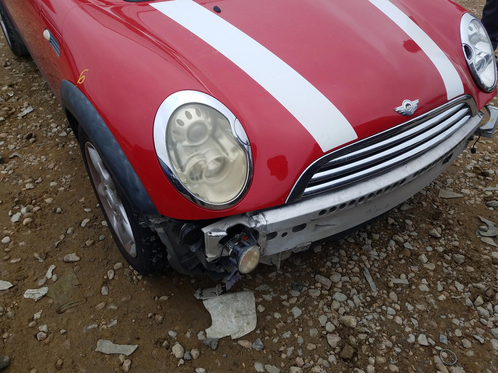 Photo 9 from auction – 2005 MINI COOPER with VIN WMWRC33485TJ66350