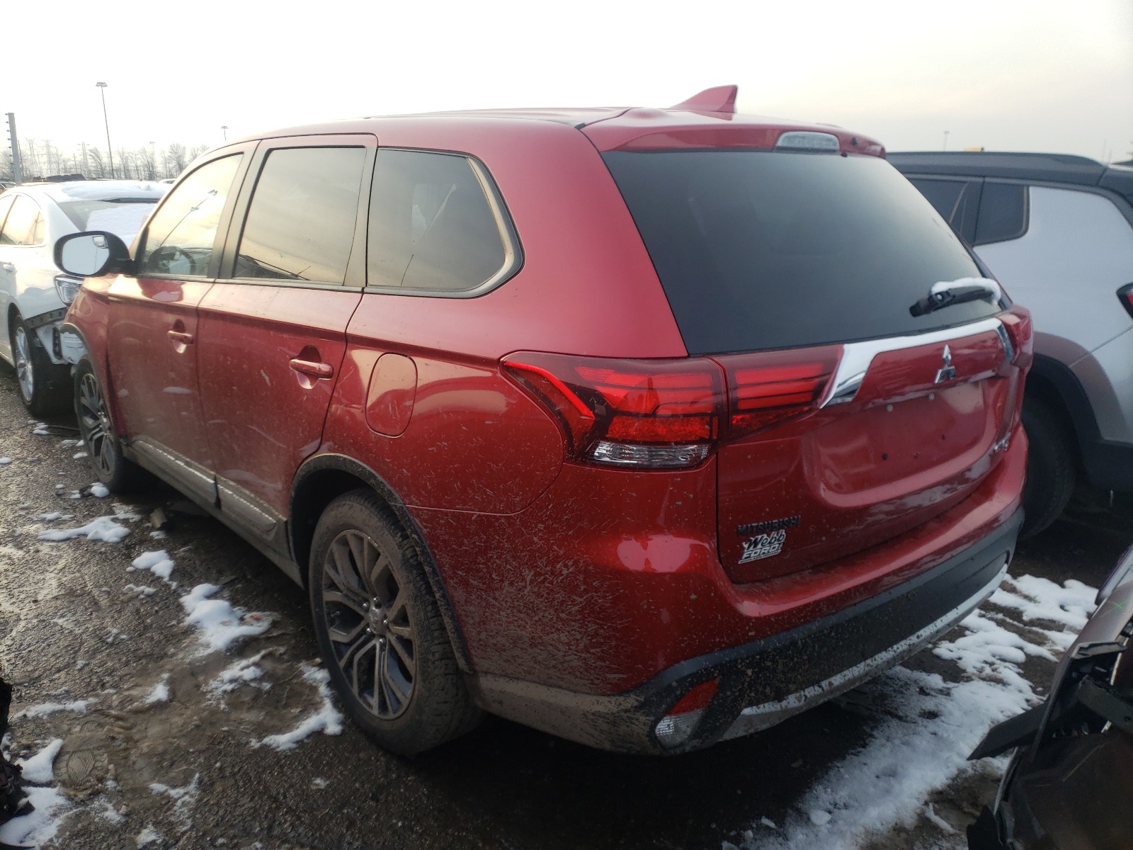 Zdjęcie 3 z aukcji – 2017 MITSUBISHI OUTLANDER z VIN JA4AD3A3XHZ028540