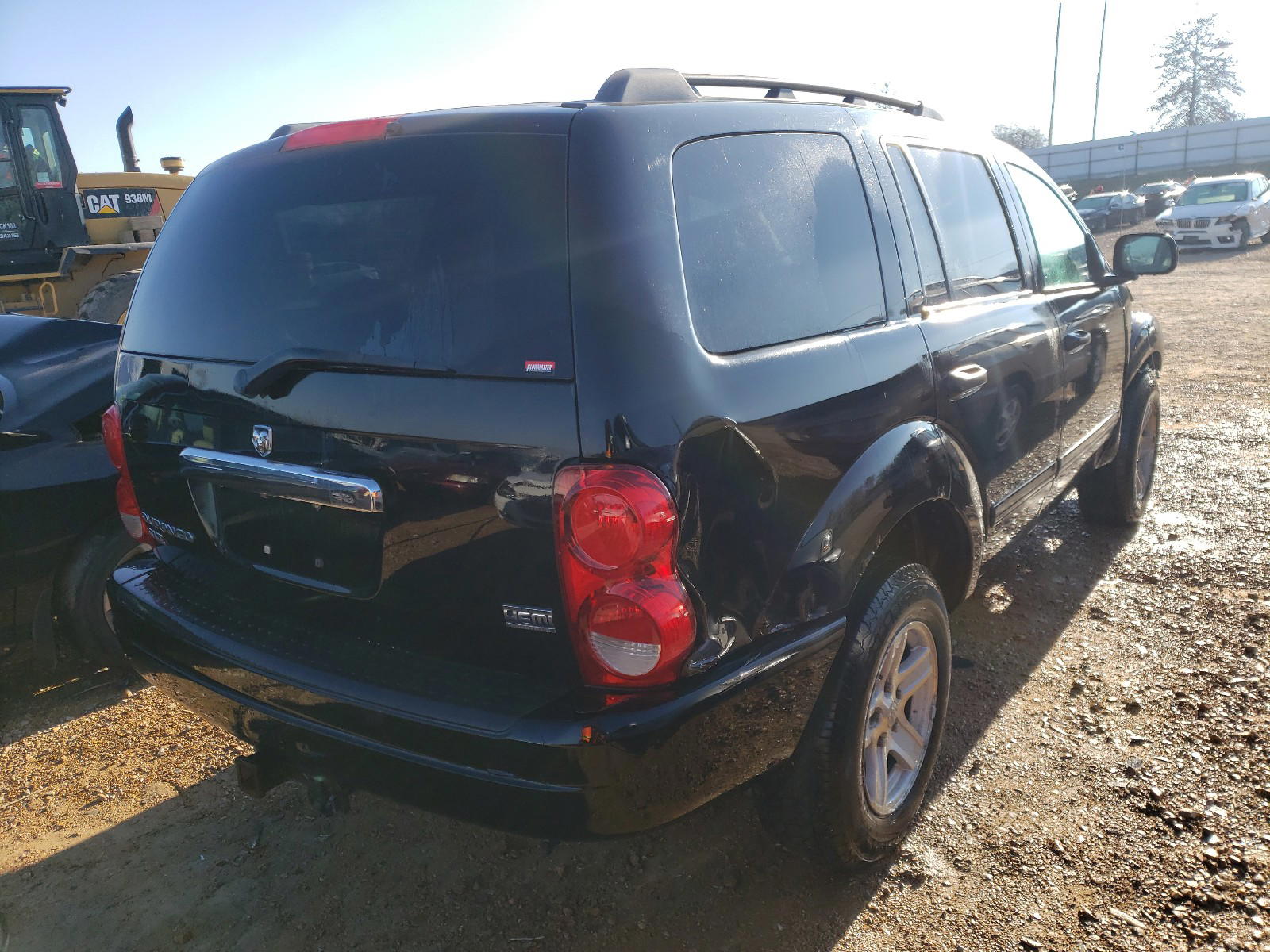 Photo 4 from auction – 2005 DODGE DURANGO SL with VIN 1D4HB48D45F546089