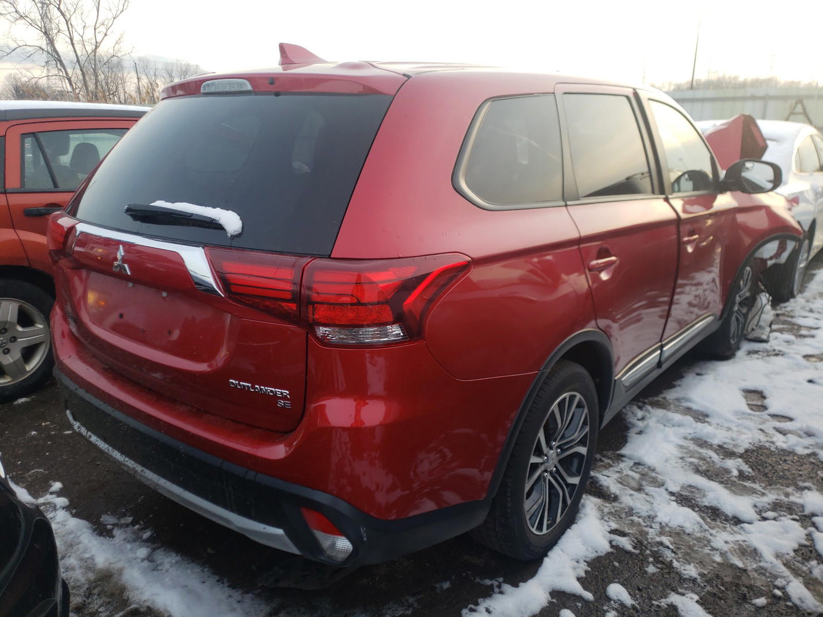 Photo 4 from auction – 2017 MITSUBISHI OUTLANDER with VIN JA4AD3A3XHZ028540