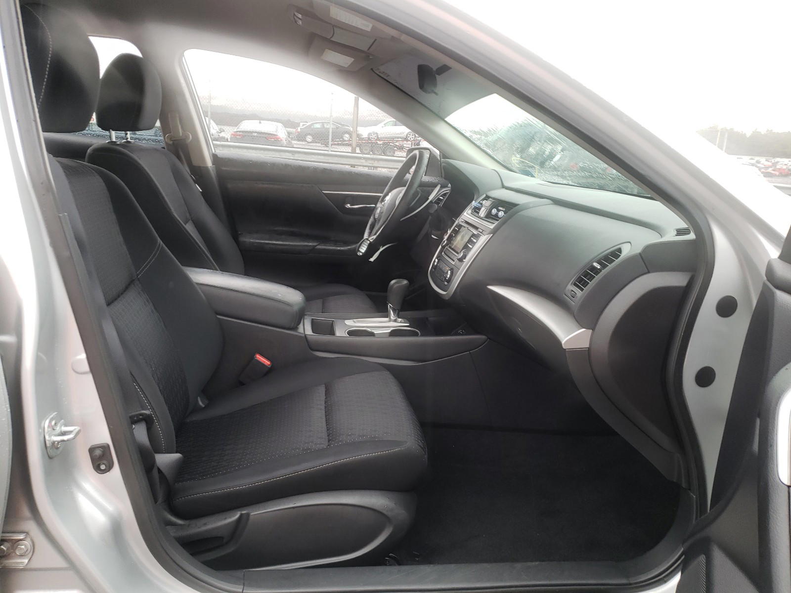Photo 5 from auction – 2016 NISSAN ALTIMA 2.5 with VIN 1N4AL3AP1GN392143