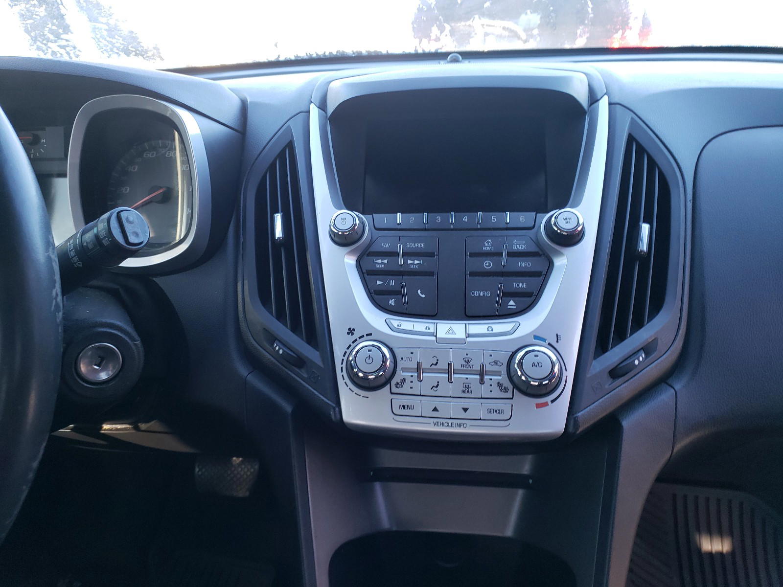 Photo 9 from auction – 2012 CHEVROLET EQUINOX LT with VIN 2GNFLPE58C6159933