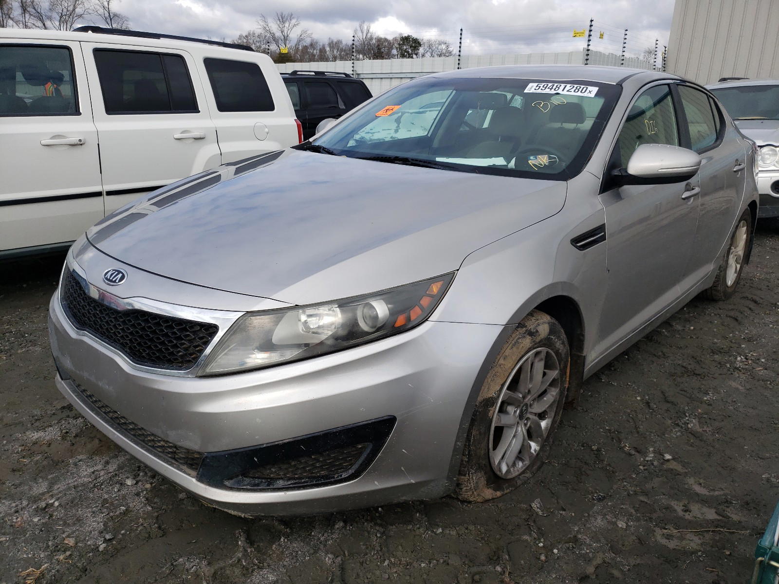 Photo 2 from auction – 2011 KIA OPTIMA LX with VIN KNAGM4A70B5188107
