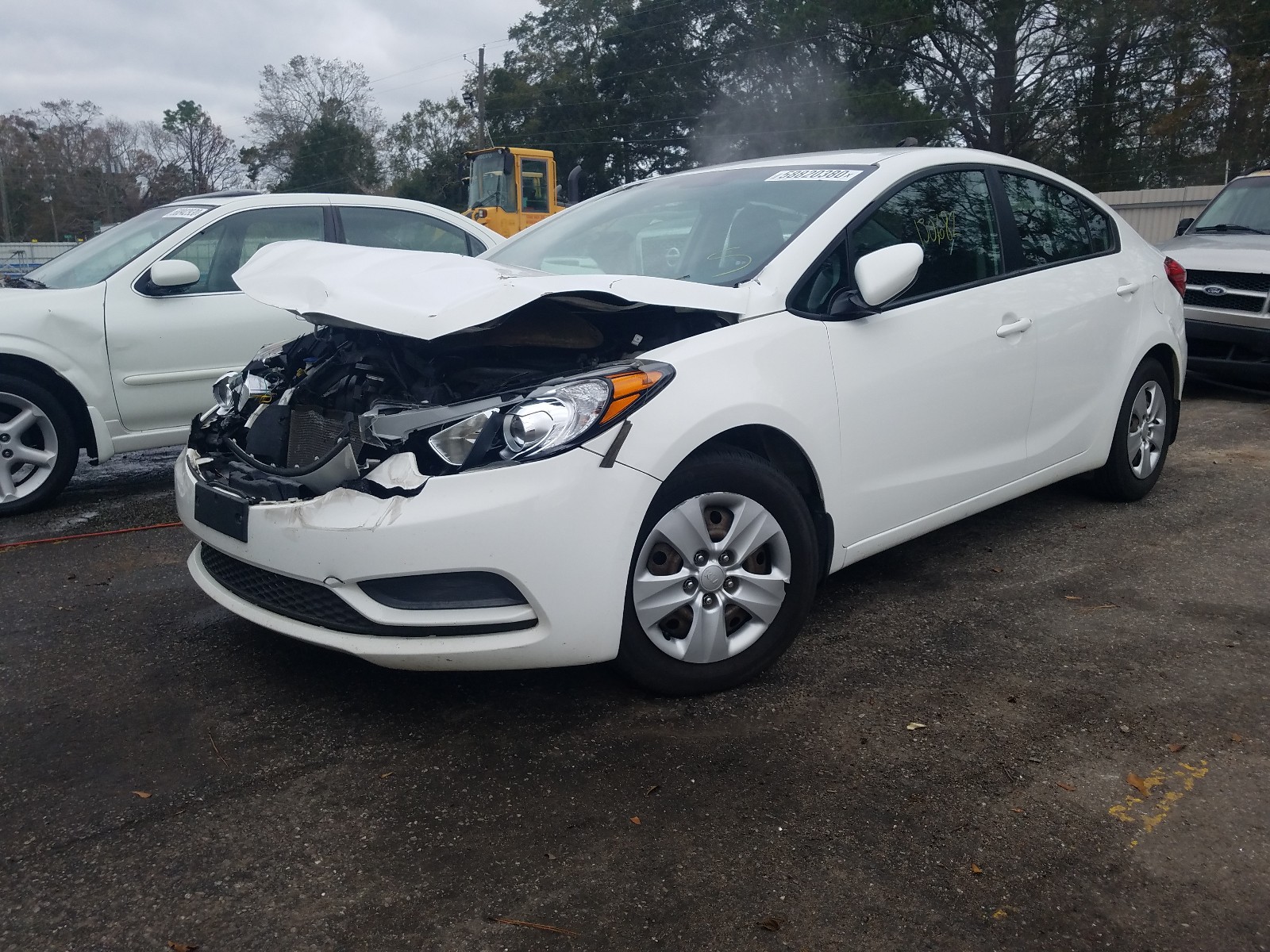 Photo 2 from auction – 2016 KIA FORTE LX with VIN KNAFK4A6XG5461375