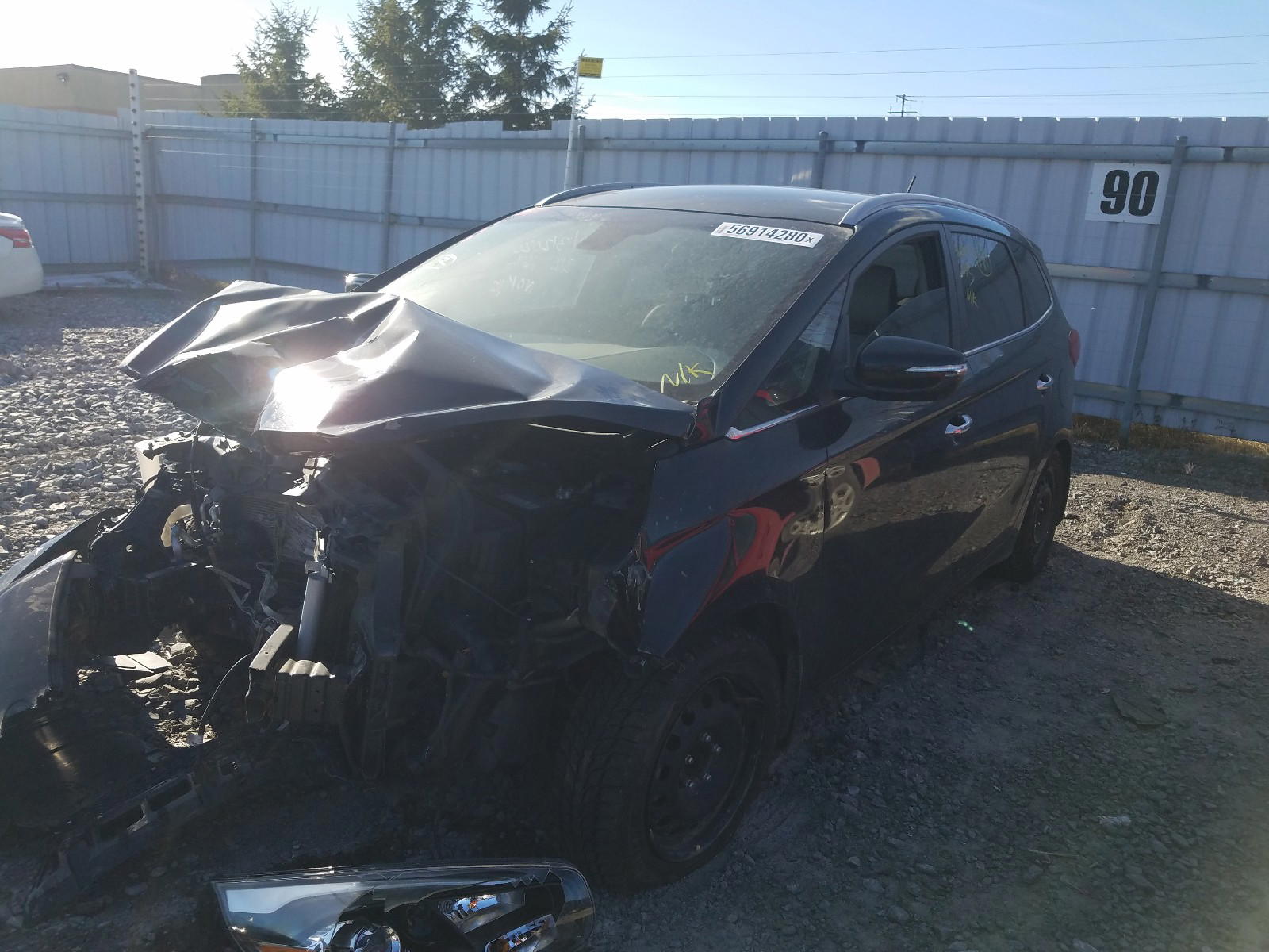 Photo 2 from auction – 2016 KIA RONDO with VIN KNAHU8A35G7126545