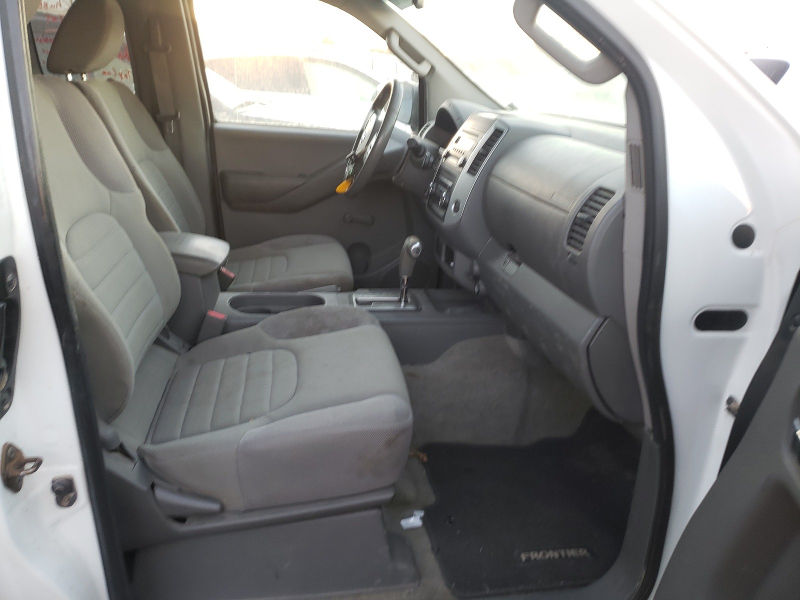 Photo 5 from auction – 2014 NISSAN FRONTIER S with VIN 1N6BD0CT8EN718941
