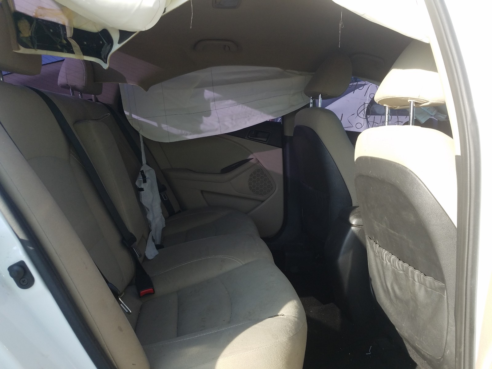 Photo 6 from auction – 2015 KIA OPTIMA LX with VIN 5XXGM4A79FG376144