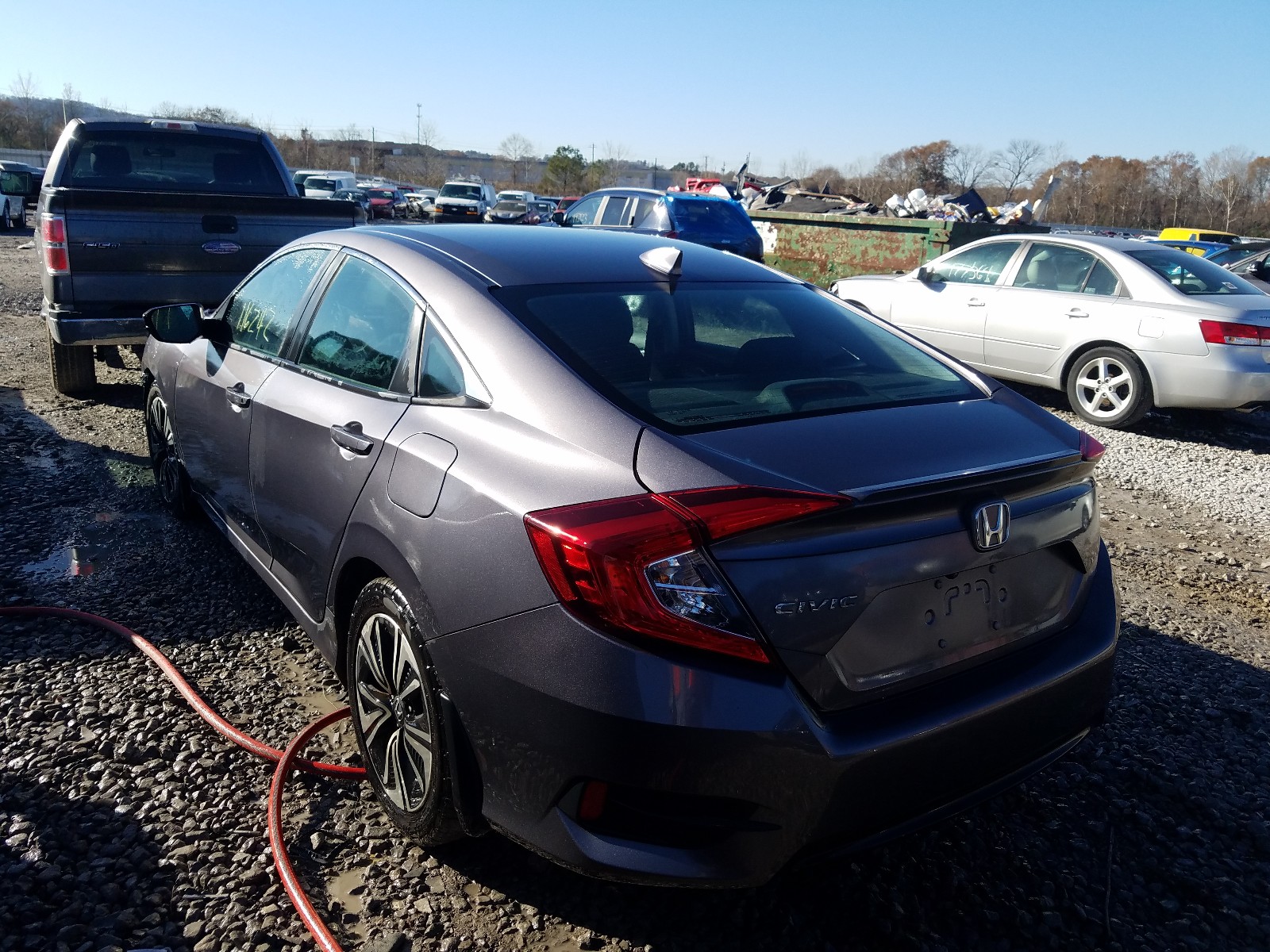 Photo 3 from auction – 2017 HONDA CIVIC EX with VIN 19XFC1F38HE023103