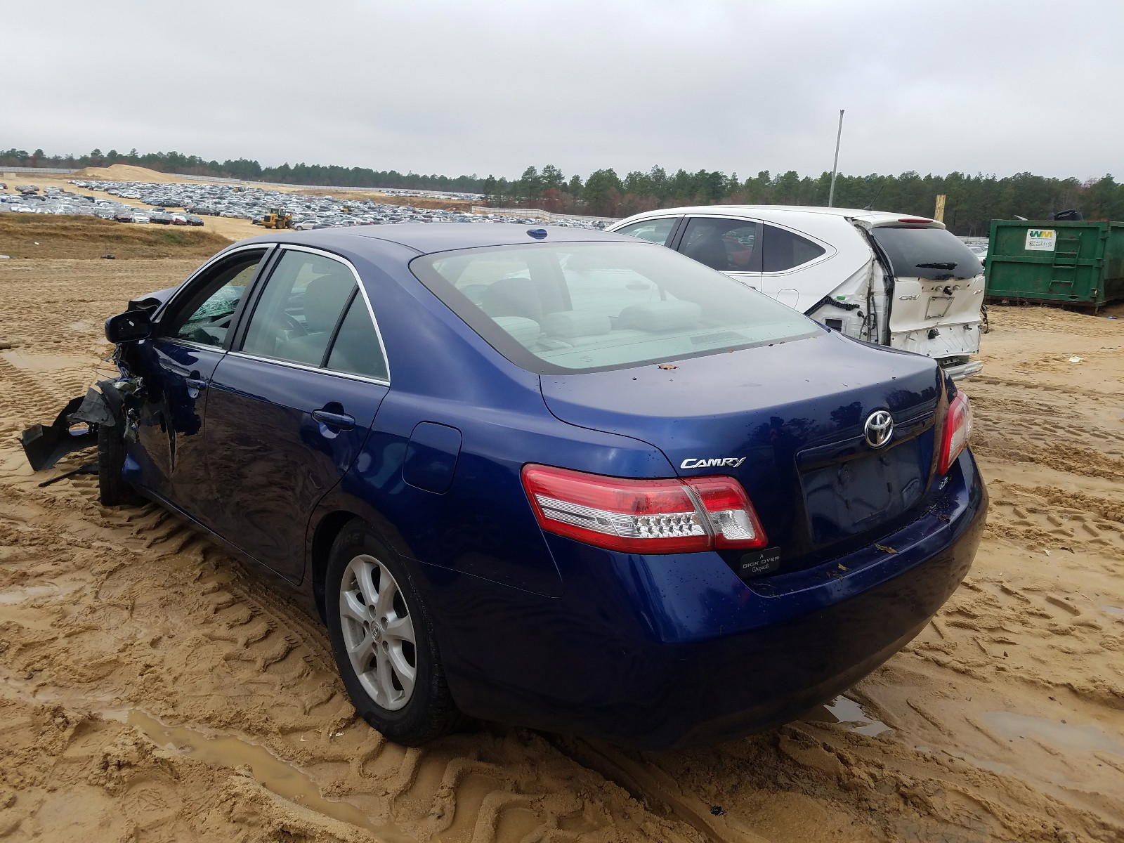 Photo 3 from auction – 2011 TOYOTA CAMRY BASE with VIN 4T1BF3EKXBU584370