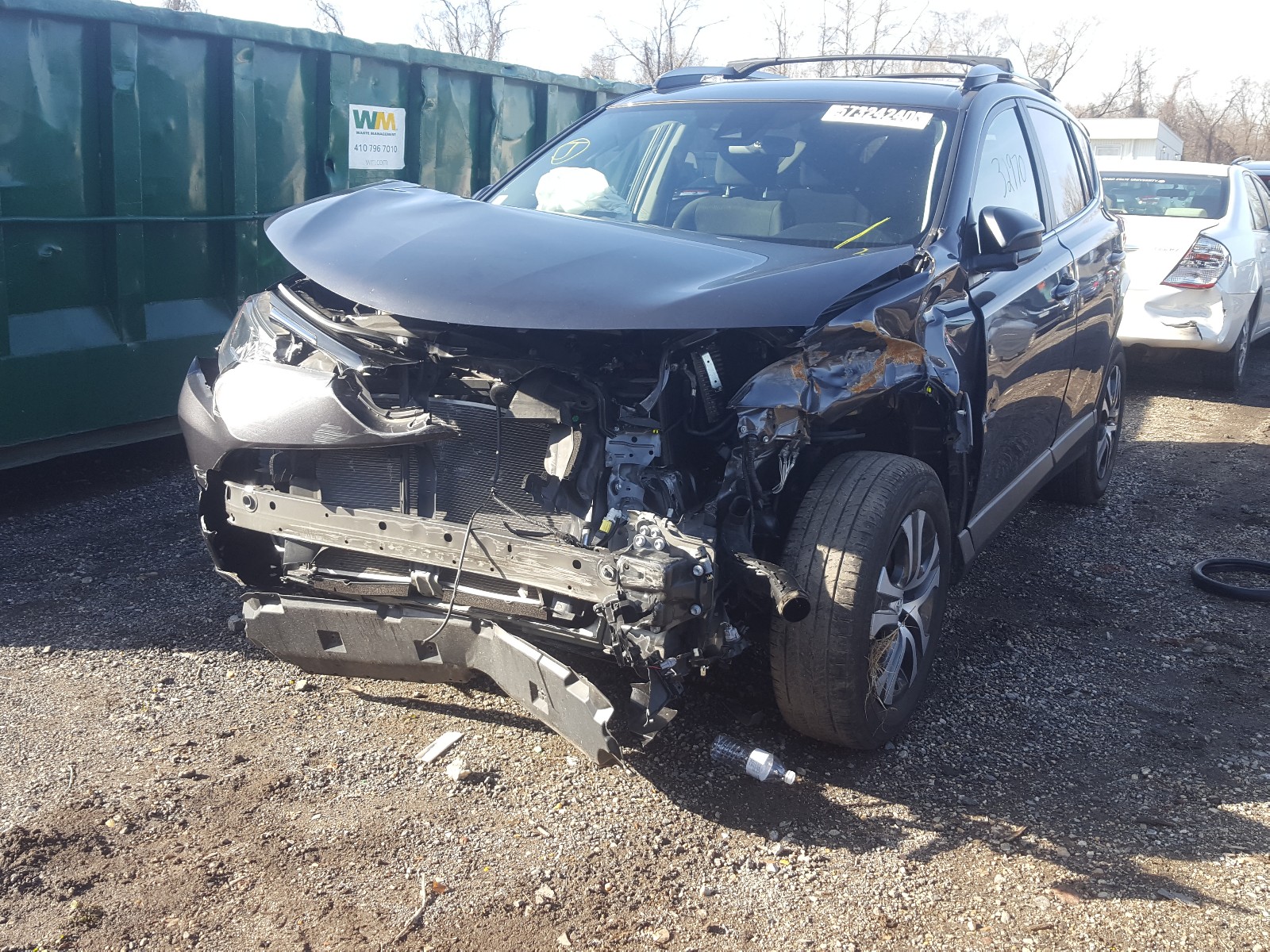 Photo 9 from auction – 2017 TOYOTA RAV4 LE with VIN JTMZFREV8HJ708002