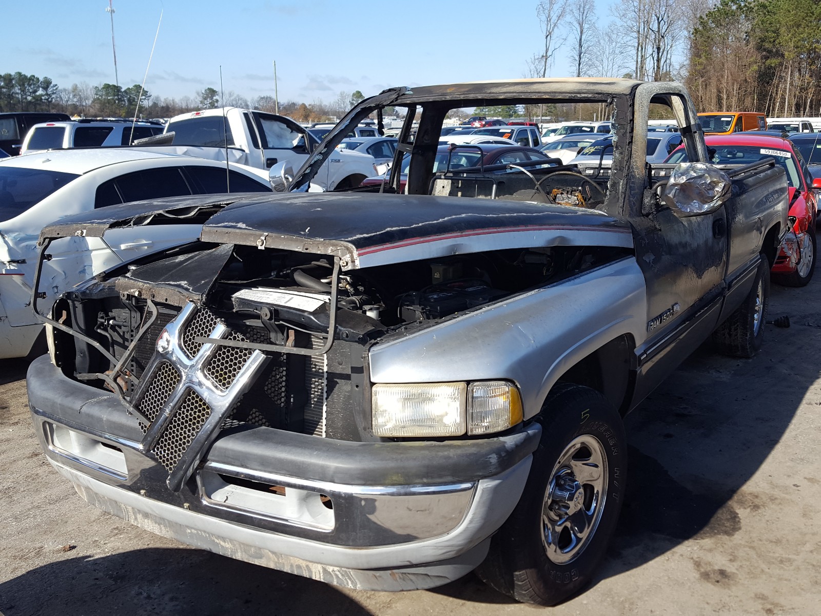 Photo 2 from auction – 1994 DODGE RAM 1500 with VIN 1B7HC16Y9RS672069