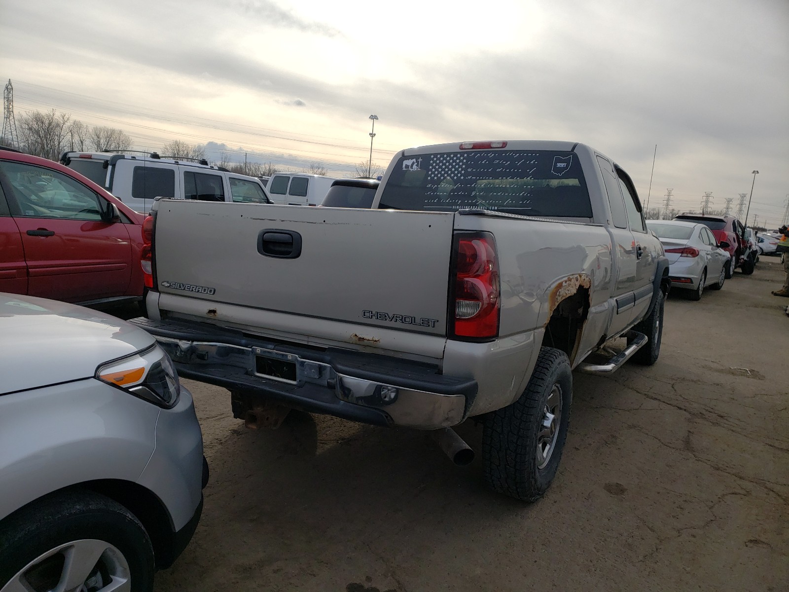 Photo 4 from auction – 2004 CHEVROLET SILVERADO with VIN 1GCHK29UX4E350629