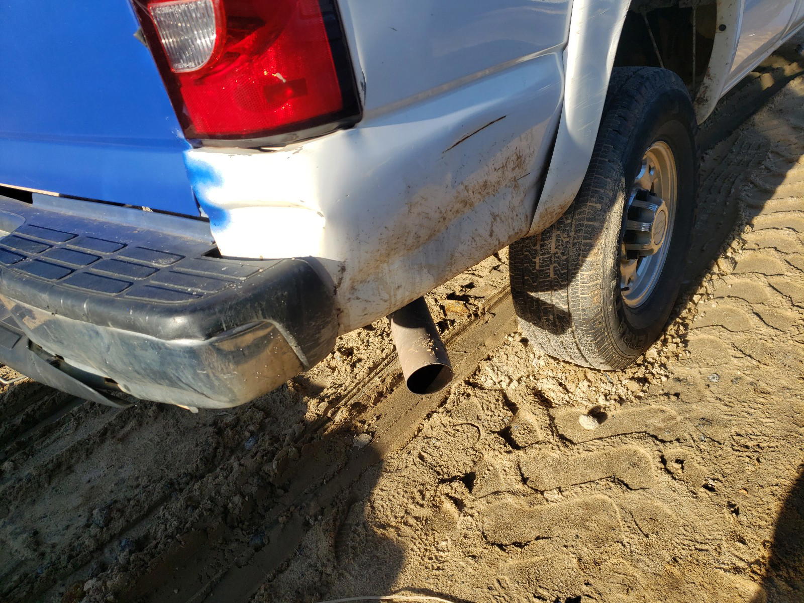Photo 9 from auction – 2006 CHEVROLET SILVERADO with VIN 1GCHC29U86E271993