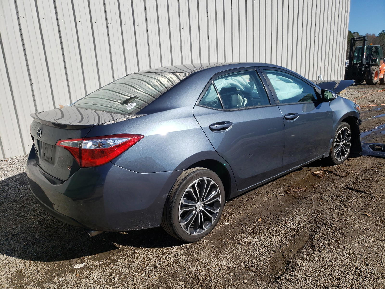 Photo 4 from auction – 2015 TOYOTA COROLLA L with VIN 2T1BURHE9FC334303