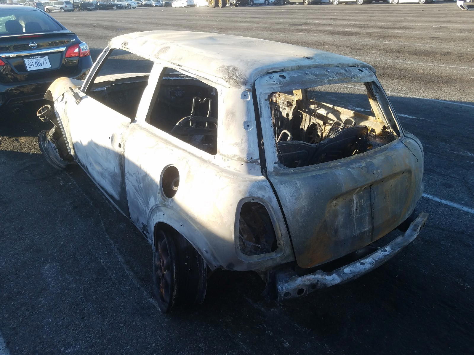 Photo 3 from auction – 2012 MINI COOPER with VIN WMWSU3C50CT368832