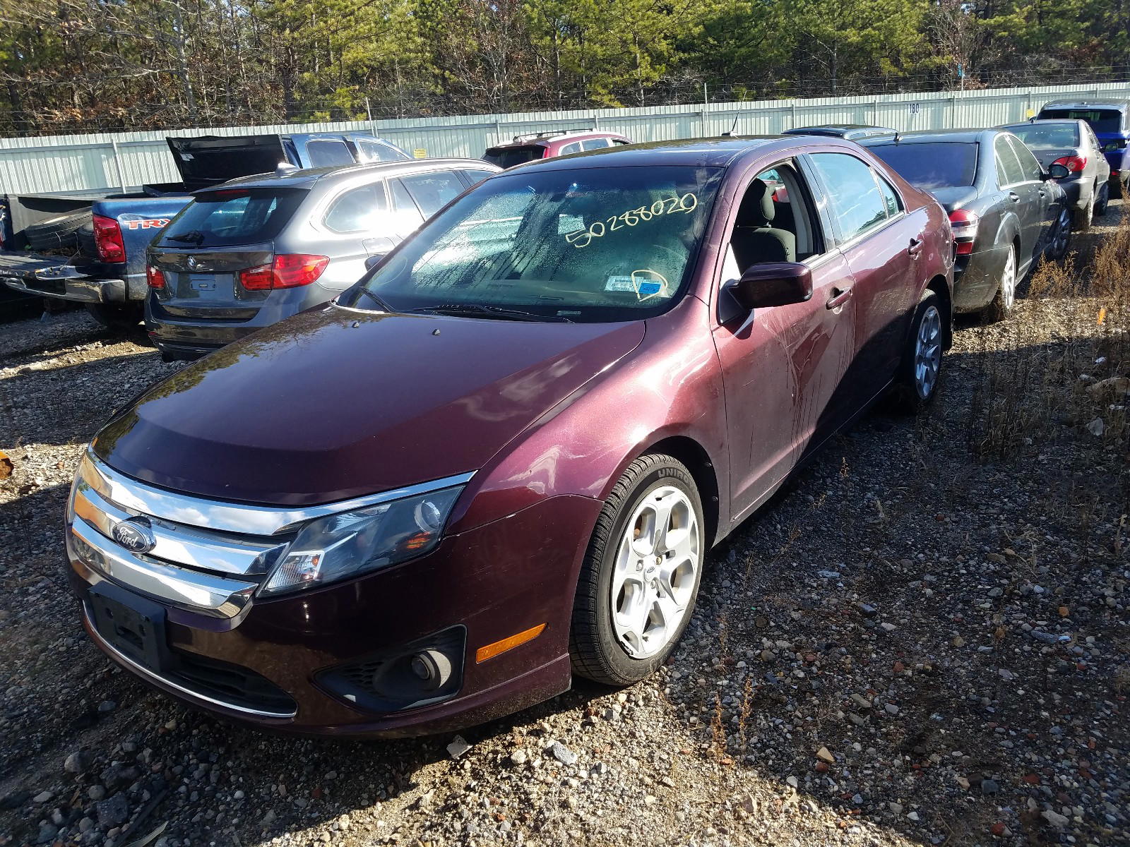 Photo 2 from auction – 2011 FORD FUSION with VIN 3FAHP0HA2BR330050