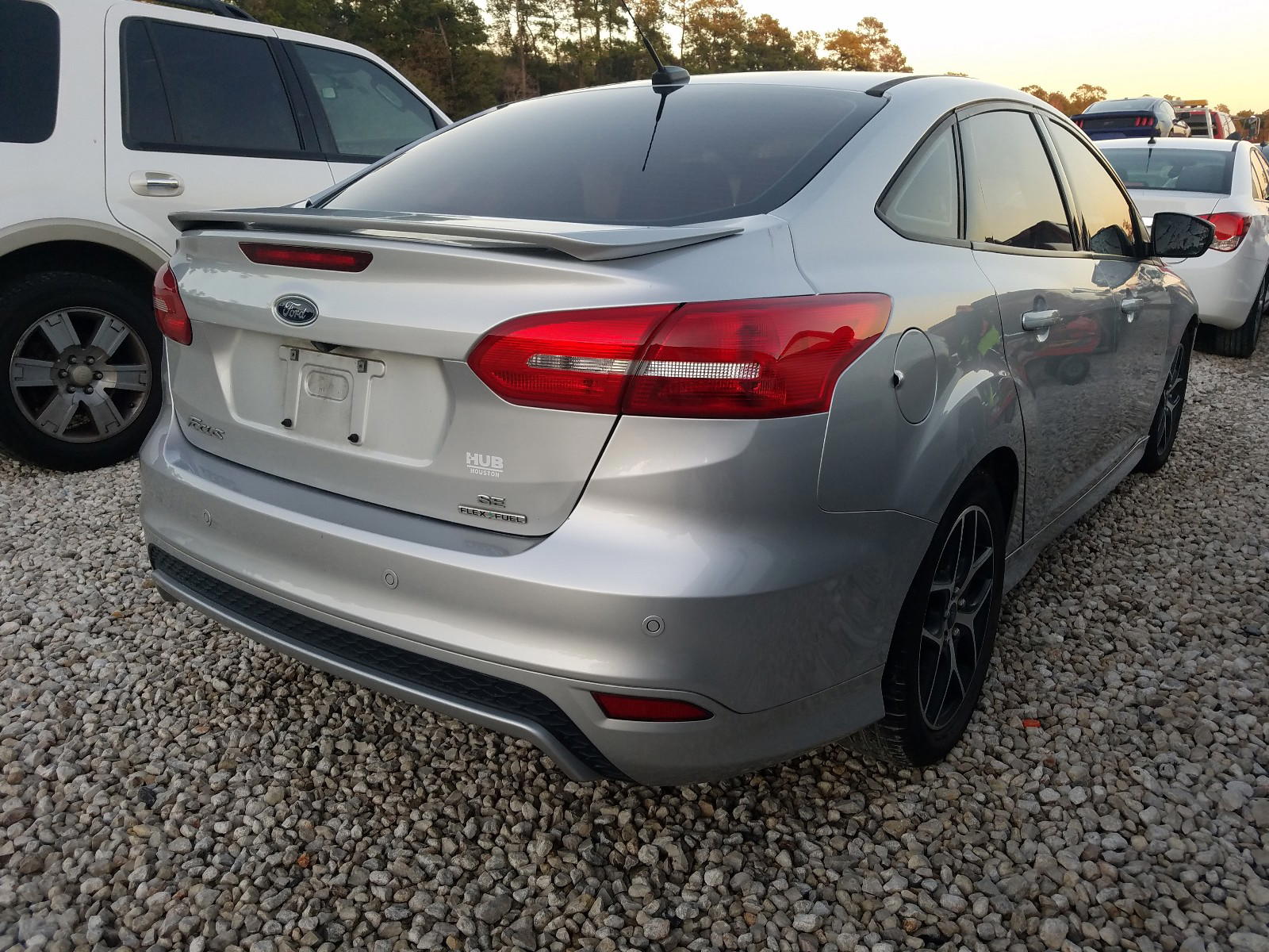 Photo 4 from auction – 2016 FORD FOCUS SE with VIN 1FADP3F22GL237899