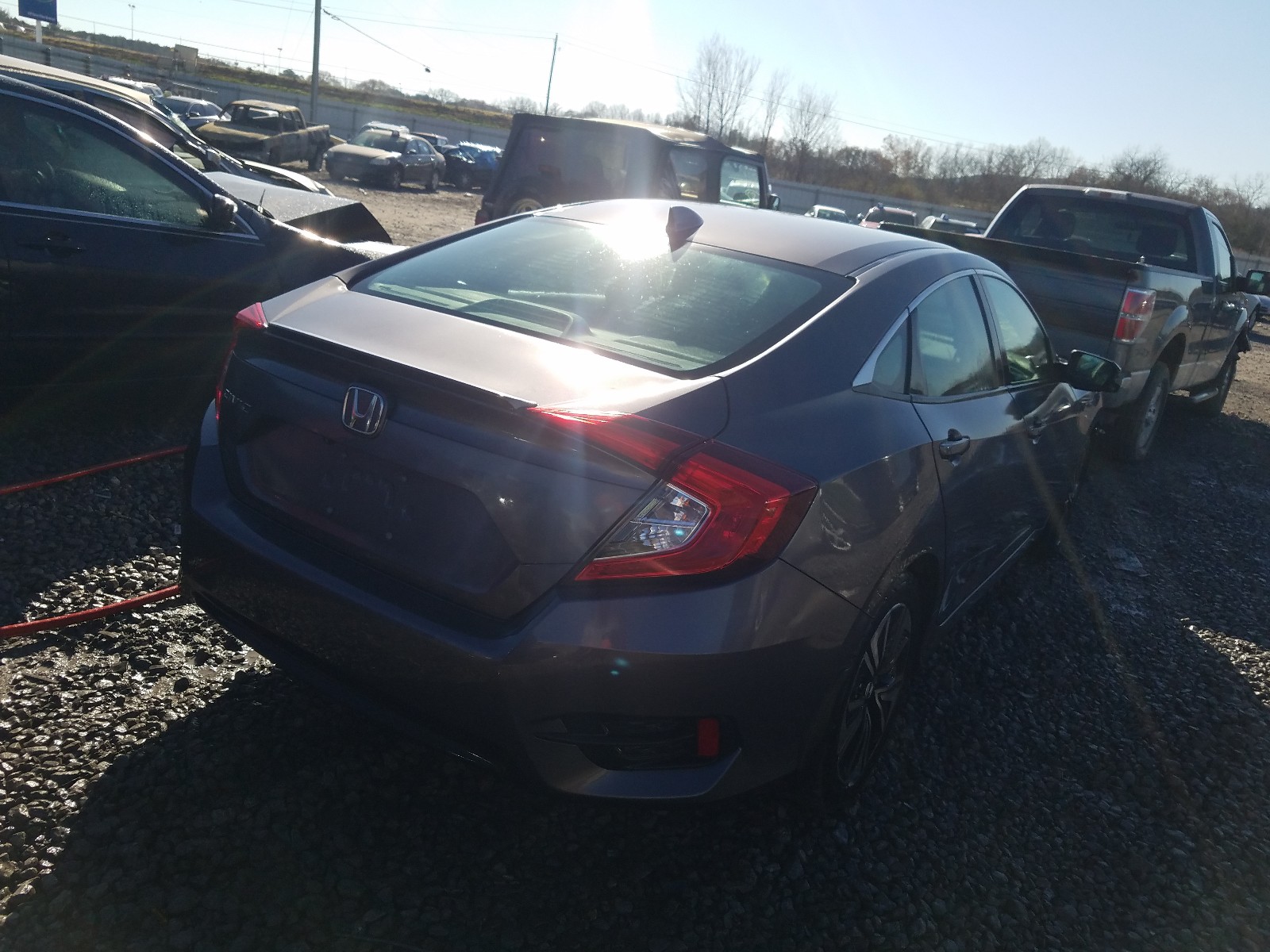Photo 4 from auction – 2017 HONDA CIVIC EX with VIN 19XFC1F38HE023103