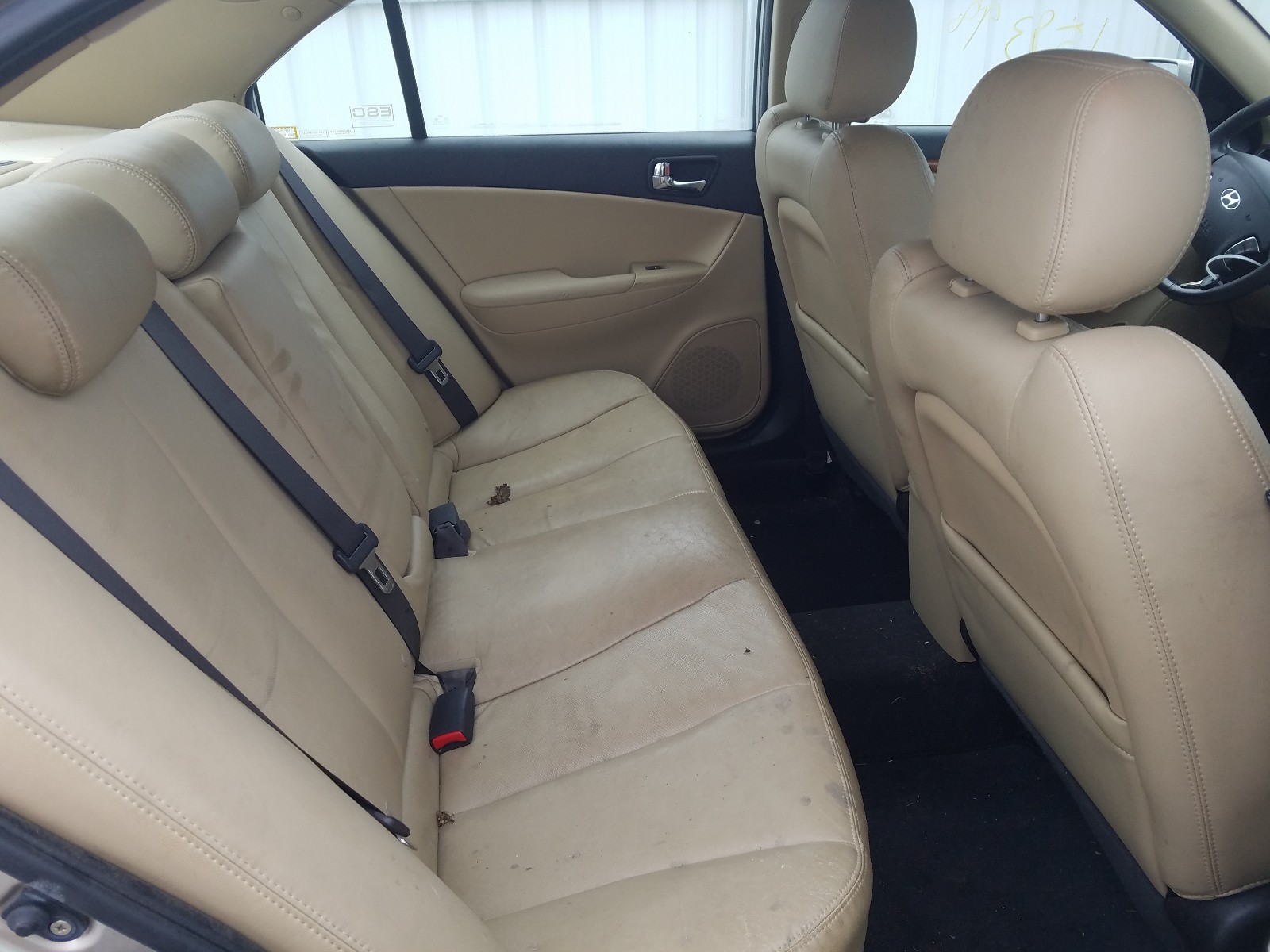 Photo 6 from auction – 2010 HYUNDAI SONATA SE with VIN 5NPEU4ACXAH621583