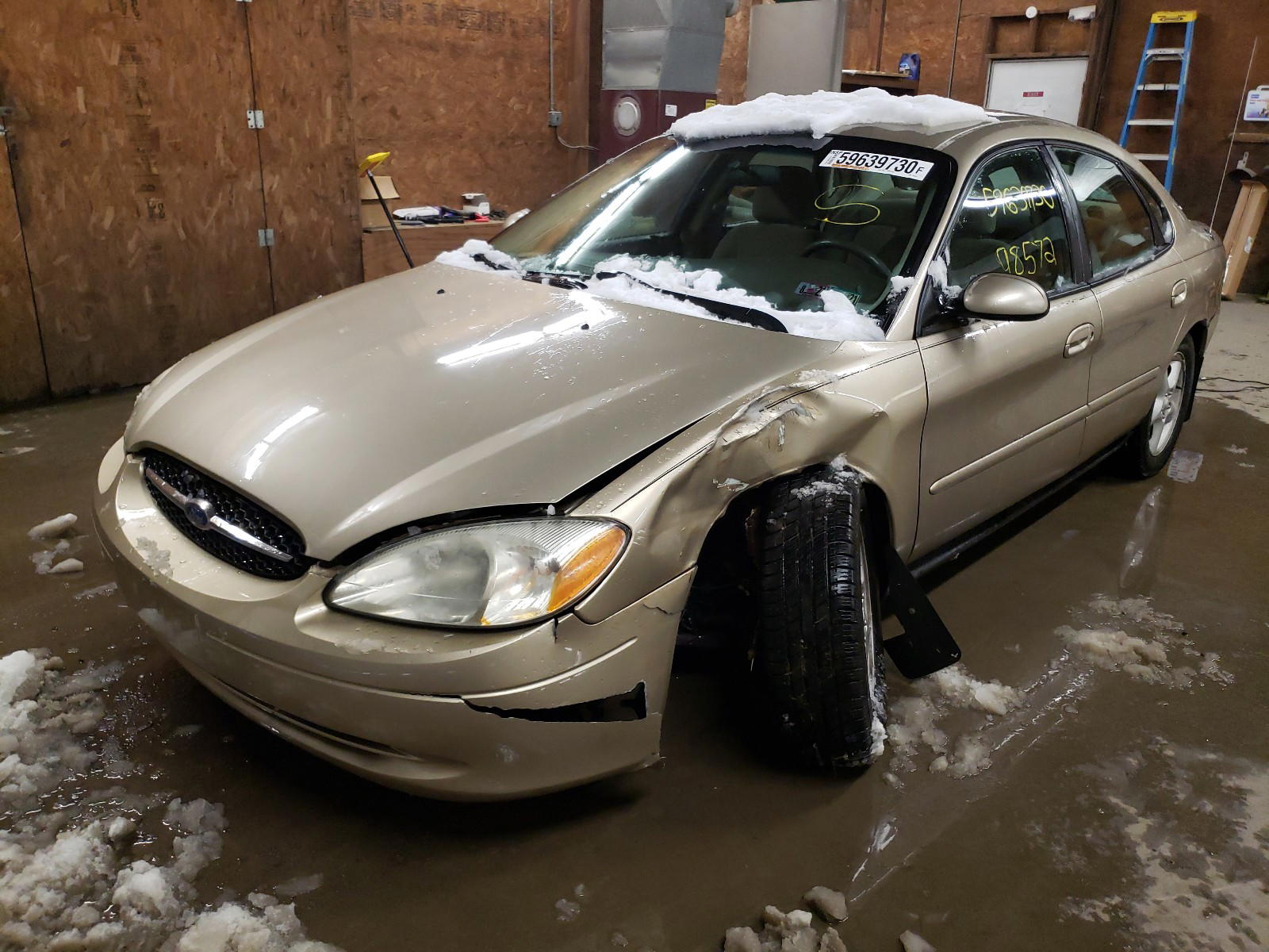 Photo 2 from auction – 2001 FORD TAURUS SES with VIN 1FAFP55U81G180616