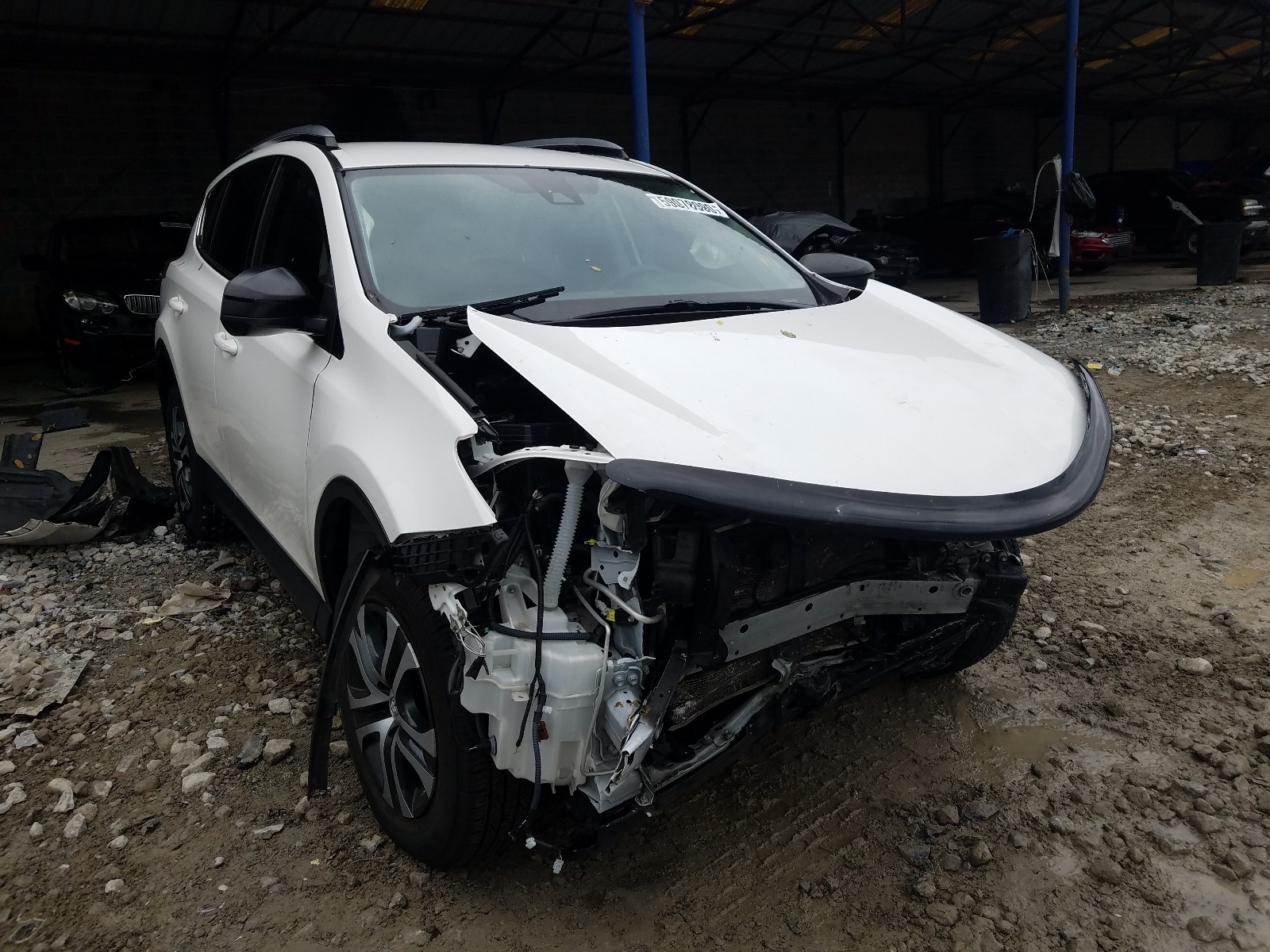 Photo 1 from auction – 2017 TOYOTA RAV4 LE with VIN JTMZFREV8HJ719310