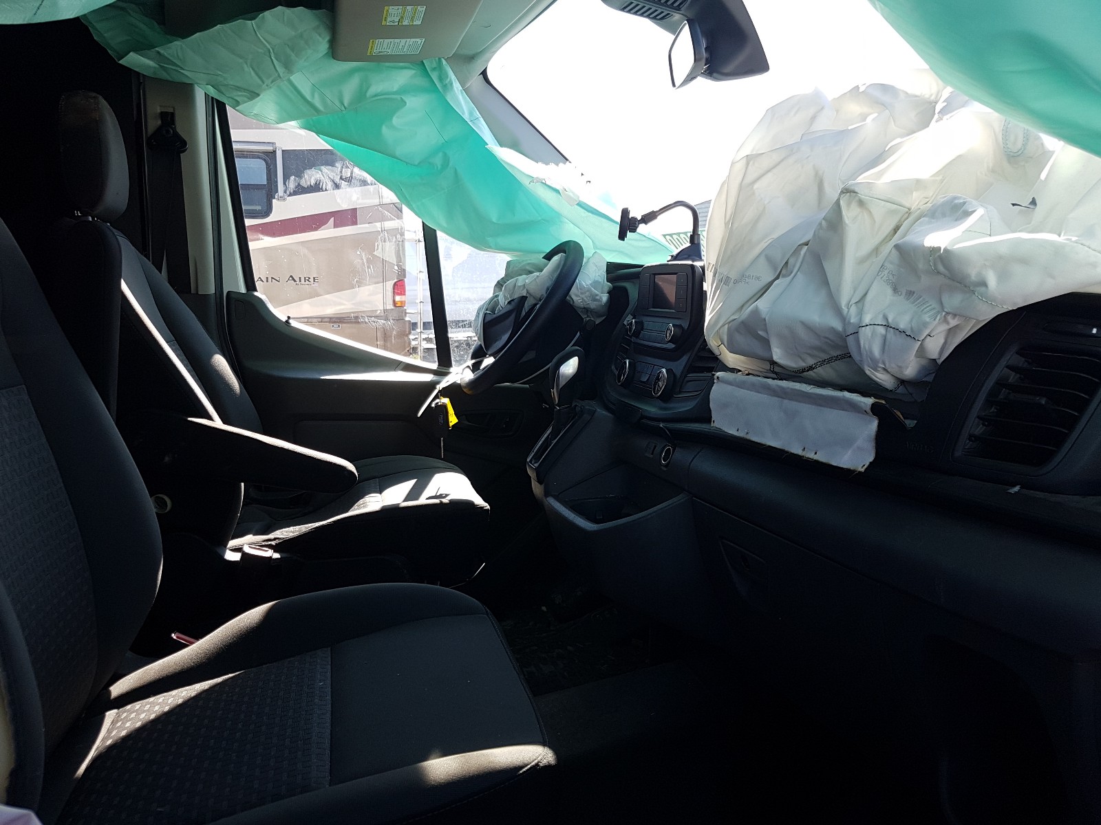 Photo 5 from auction – 2020 FORD TRANSIT T- with VIN 1FTBR1C81LKA06825