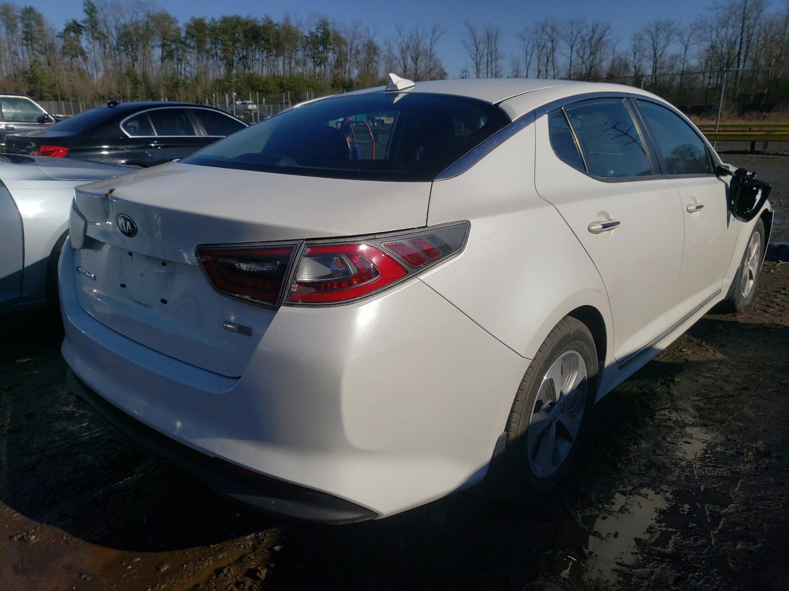 Photo 4 from auction – 2015 KIA OPTIMA HYB with VIN KNAGM4AD0F5085295